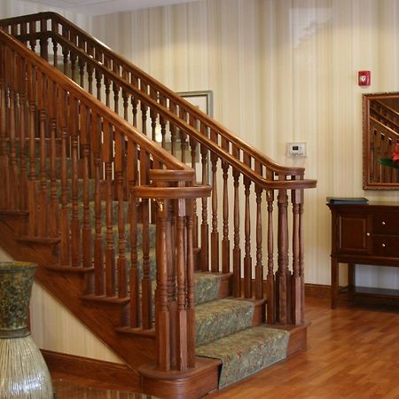 Country Inn & Suites By Radisson, Ithaca, Ny Bagian luar foto