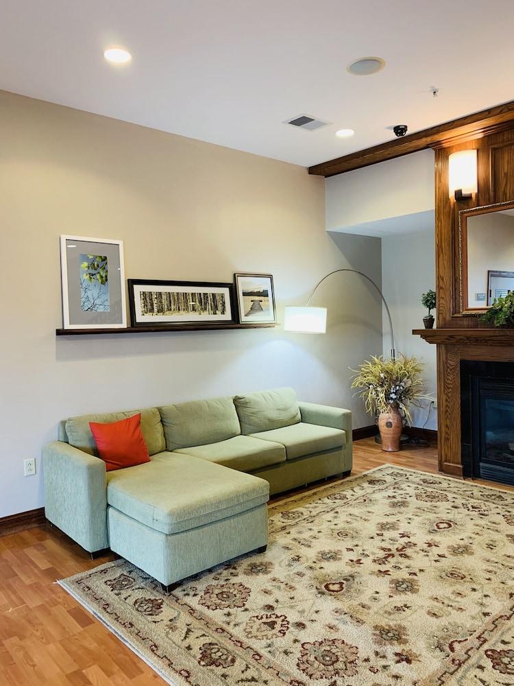 Country Inn & Suites By Radisson, Ithaca, Ny Bagian luar foto