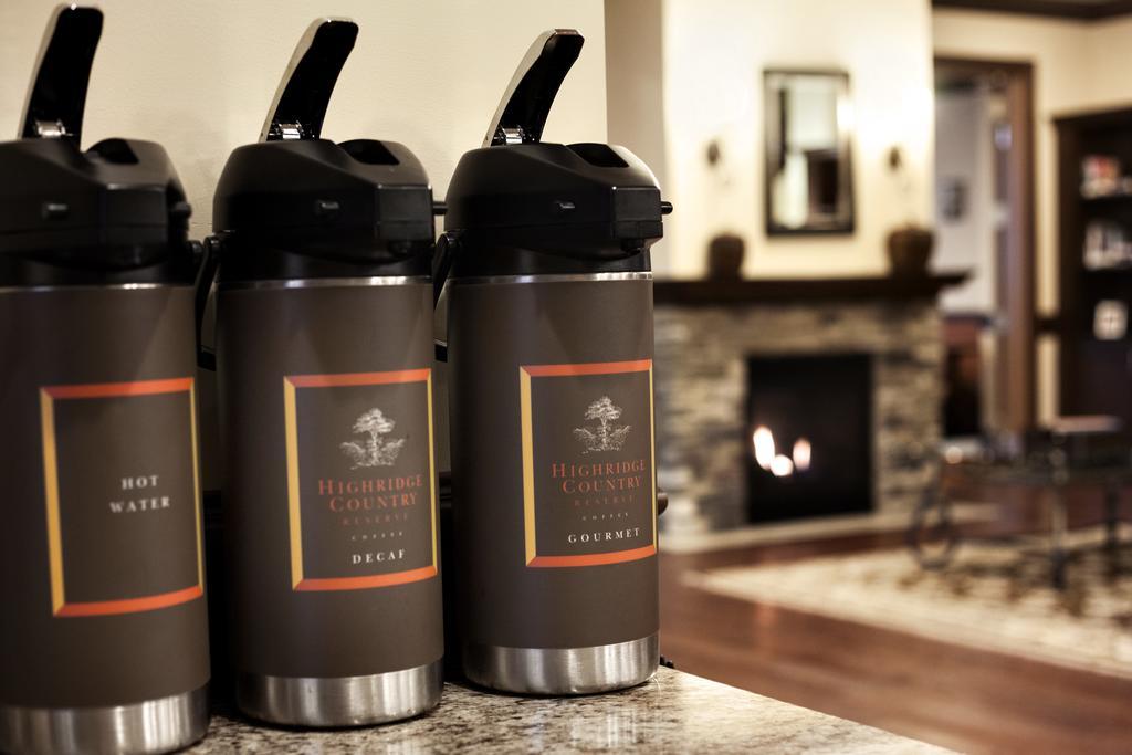 Country Inn & Suites By Radisson, Ithaca, Ny Bagian luar foto