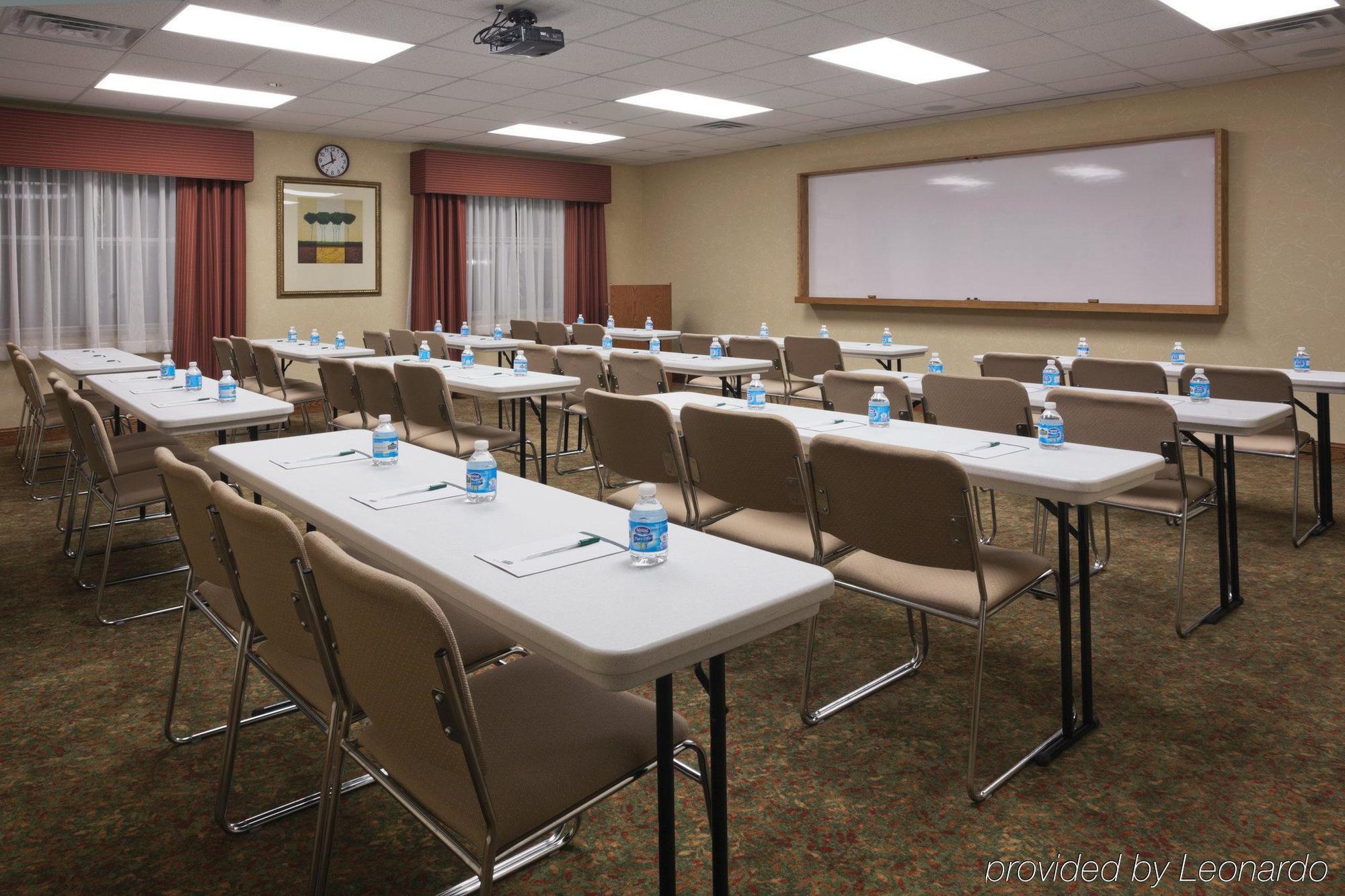 Country Inn & Suites By Radisson, Ithaca, Ny Bisnis foto