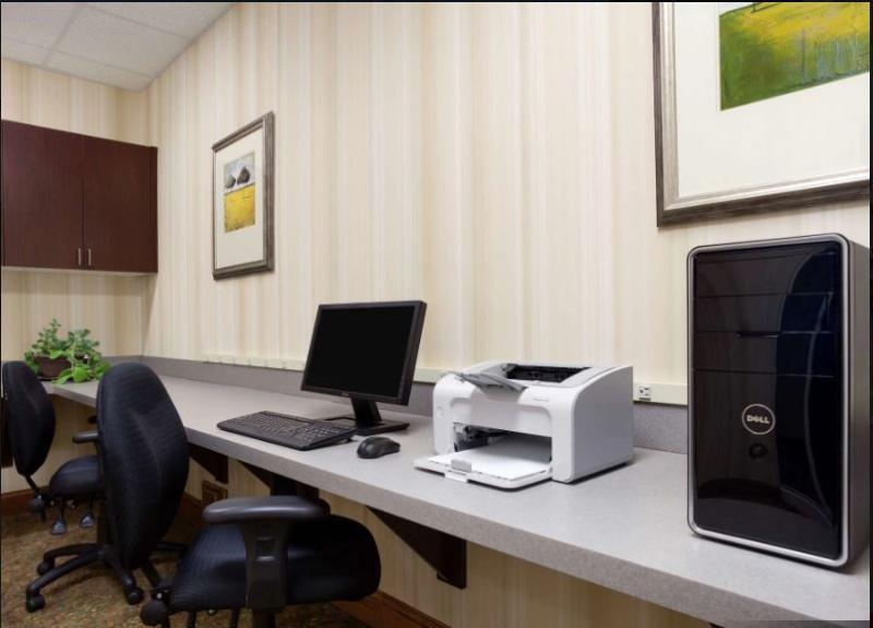 Country Inn & Suites By Radisson, Ithaca, Ny Bagian luar foto