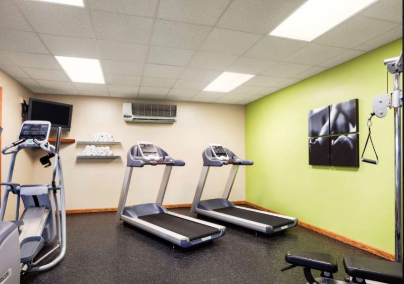 Country Inn & Suites By Radisson, Ithaca, Ny Bagian luar foto